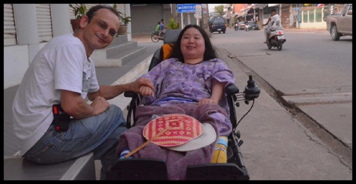 พบหนุ่มออสซี่รักสาวพิการกรุงเก่า พบหนุ่มออสซี่รักสาวพิการกรุงเก่า