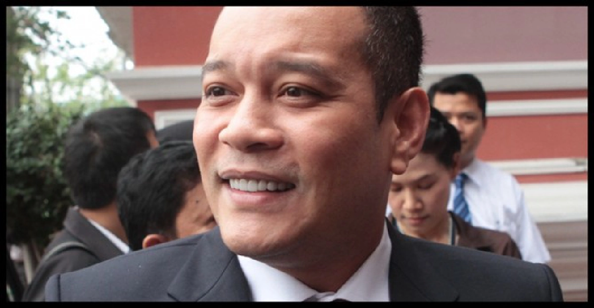 'ณัฐวุฒิ'จ้อหวังใช้ความเข้าใจกรุยทางปรองดอง
'ณัฐวุฒิ'จ้อหวังใช้ความเข้าใจกรุยทางปรองดอง