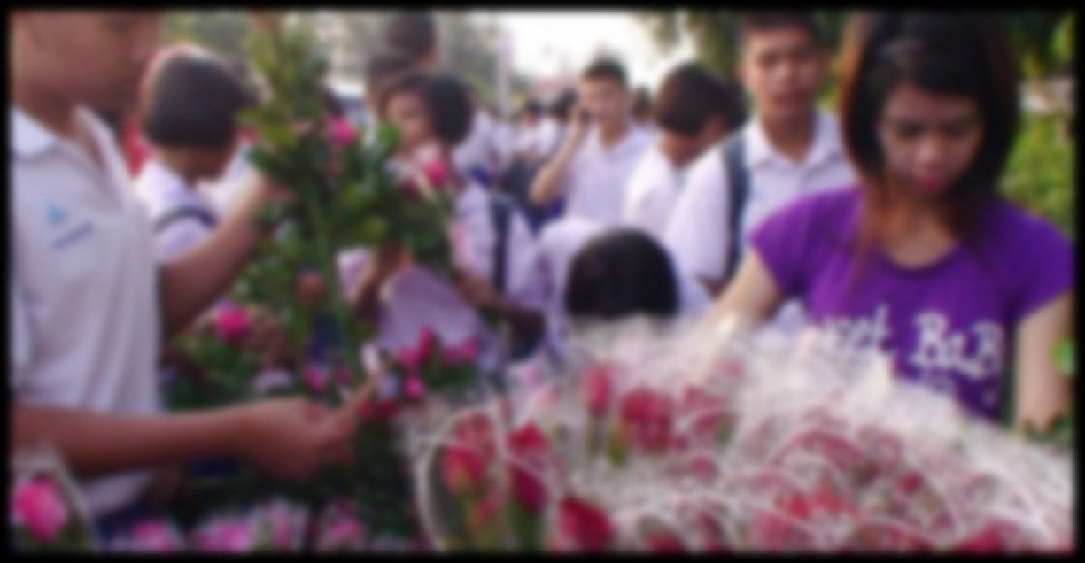 ตร.ดส.คุมเข้มแหล่งมั่วสุมคืนแห่งความรัก
ตร.ดส.คุมเข้มแหล่งมั่วสุมคืนแห่งความรัก