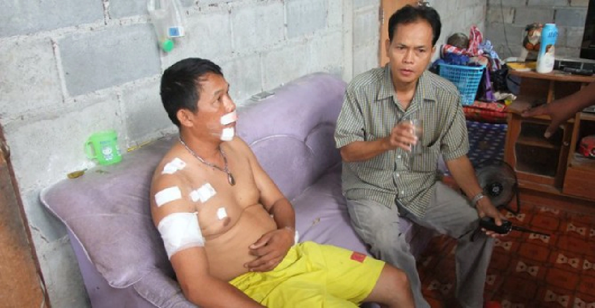 หวิดดับ!คนร้ายยิงถล่มรถผช.ผญบ. หวิดดับ!คนร้ายยิงถล่มรถผช.ผญบ.
