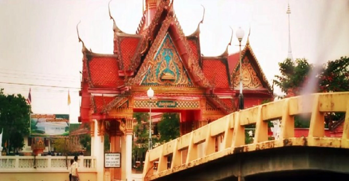 พระหนุ่ม'แร็พปะทะ'พระแก่