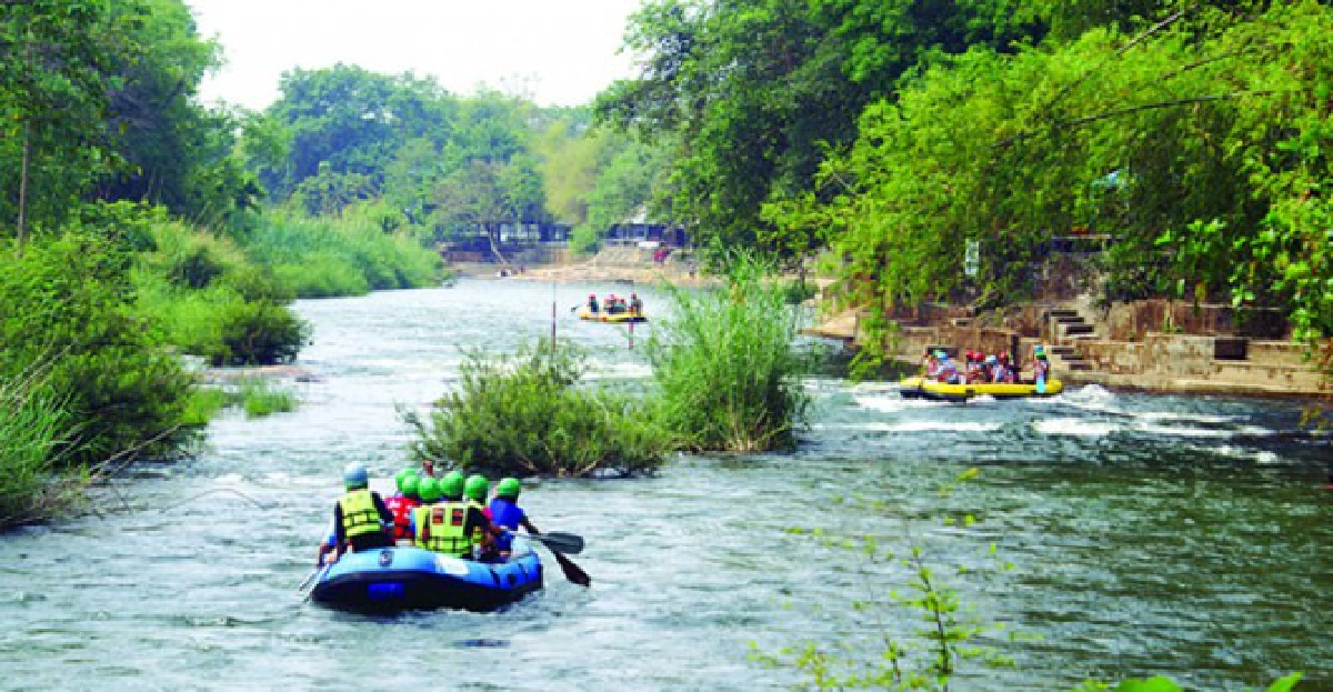 4x4 ขี่ม้า ล่องแก่ง นครนายก