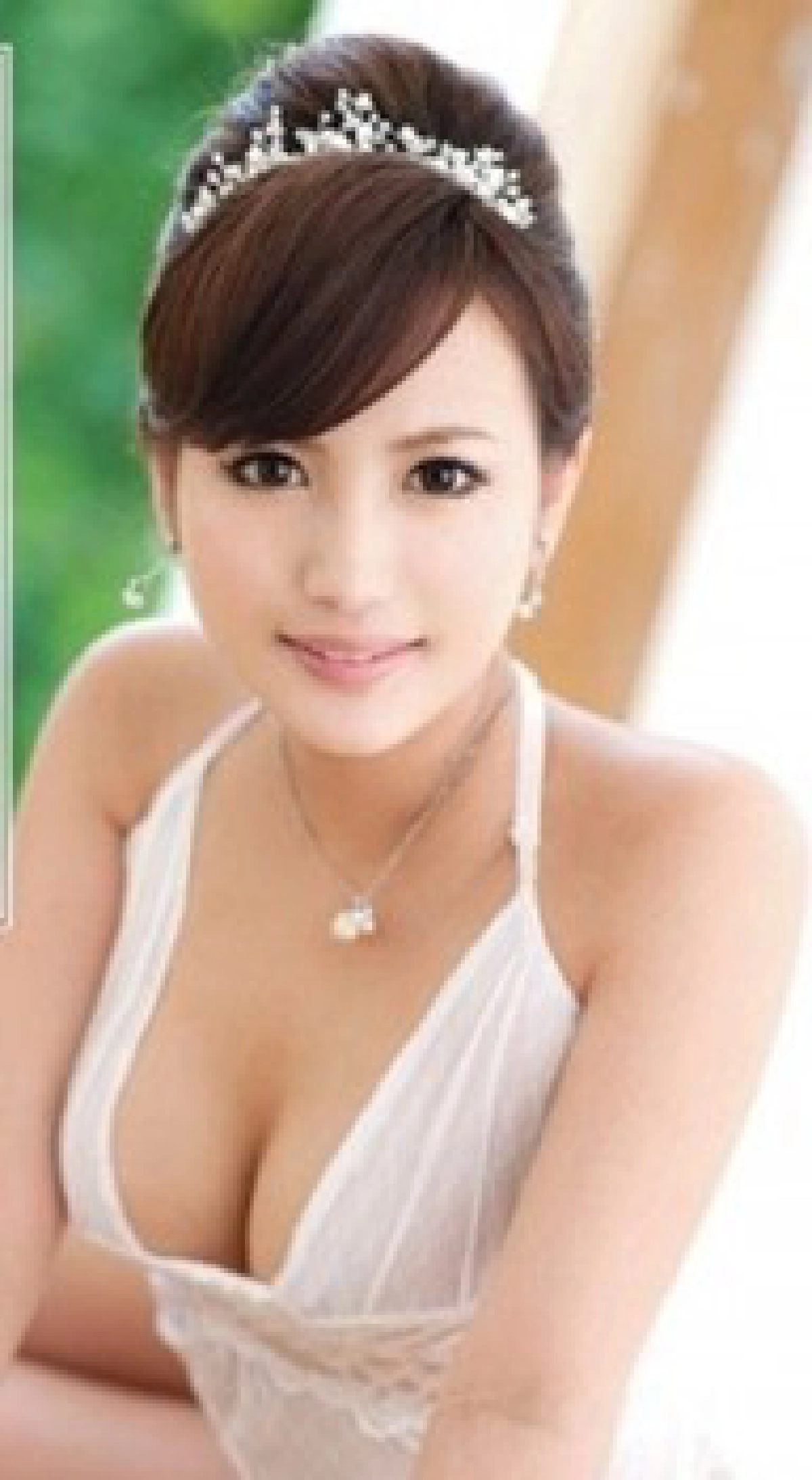 'ป้อง'ดินเนอร์สาวเอวีมื้อละล้าน 'ป้อง'ดินเนอร์สาวเอวีมื้อละล้าน