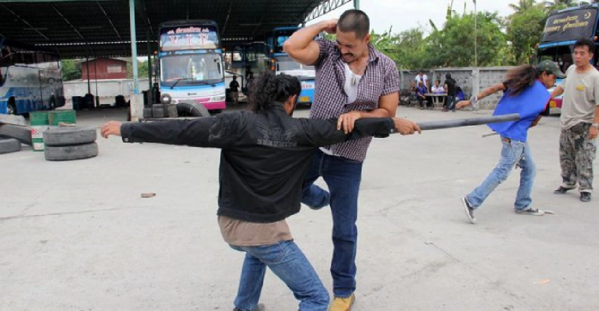 เปิด'ลูกผู้ชายไม้ตะพด'บู๊มันหยด เปิด'ลูกผู้ชายไม้ตะพด'บู๊มันหยด