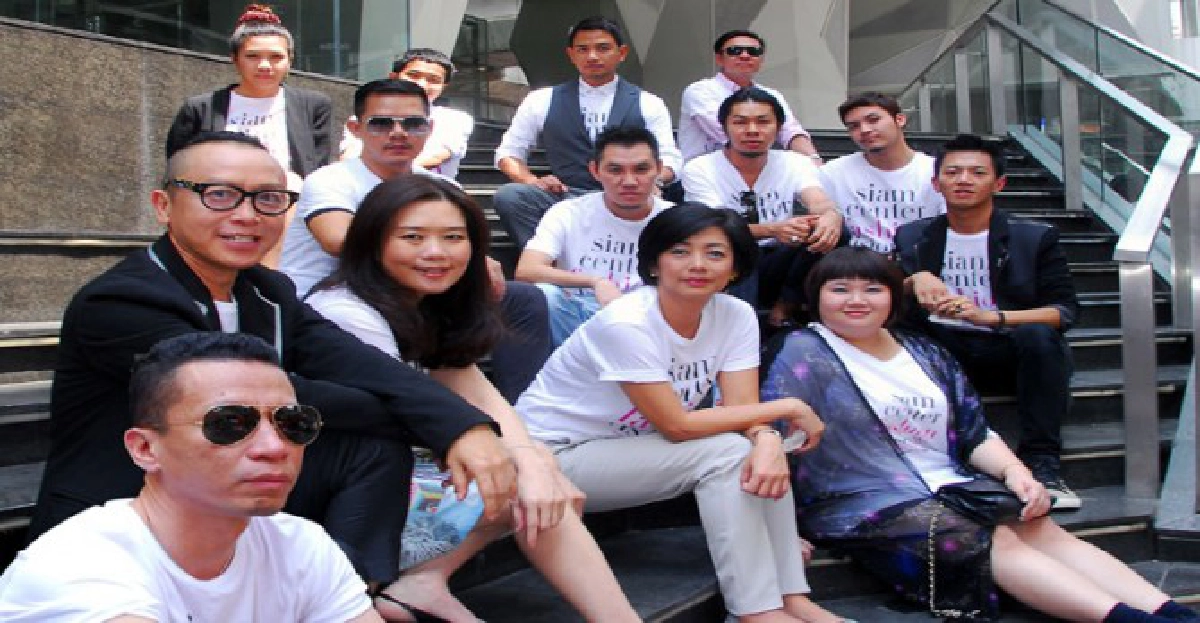แฟชั่นสัญชาติไทยกระหึ่มเวที
แฟชั่นสัญชาติไทยกระหึ่มเวที