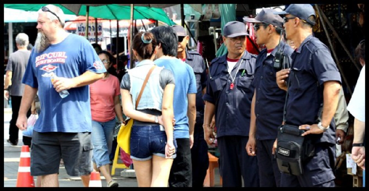 'ปธ.ผู้ค้าจตุจักร'ยังไม่ฟ้อง'รฟท.' 'ปธ.ผู้ค้าจตุจักร'ยังไม่ฟ้อง'รฟท.'