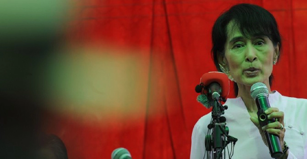 'ซูจี'แถลงใหญ่ก่อนการเลือกตั้ง 'ซูจี'แถลงใหญ่ก่อนการเลือกตั้ง