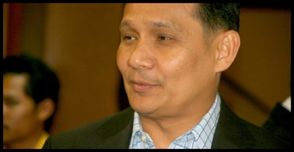 ปธ.วิปรัฐโยนสภารับข้อเสนอพระปกเกล้า ปธ.วิปรัฐโยนสภารับข้อเสนอพระปกเกล้า