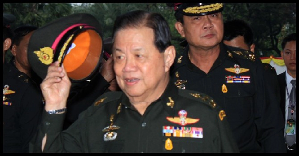 ยุทธศักดิ์ปัดไม่รู้'แม้ว-ทวี'เจรจาโจรใต้ ยุทธศักดิ์ปัดไม่รู้'แม้ว-ทวี'เจรจาโจรใต้