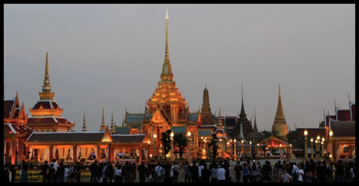 น้อมส่งดวงแก้วแห่งมกุฎสู่สวรรคาลัย น้อมส่งดวงแก้วแห่งมกุฎสู่สวรรคาลัย