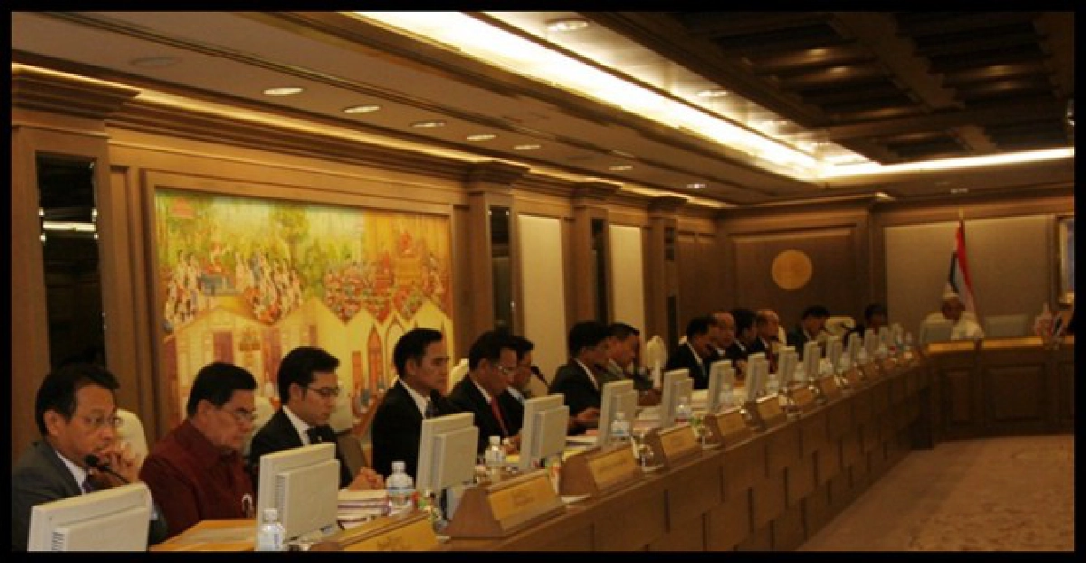 อินไซด์ครม.'เหลิม'โวโต้ยุบศาล อินไซด์ครม.'เหลิม'โวโต้ยุบศาล