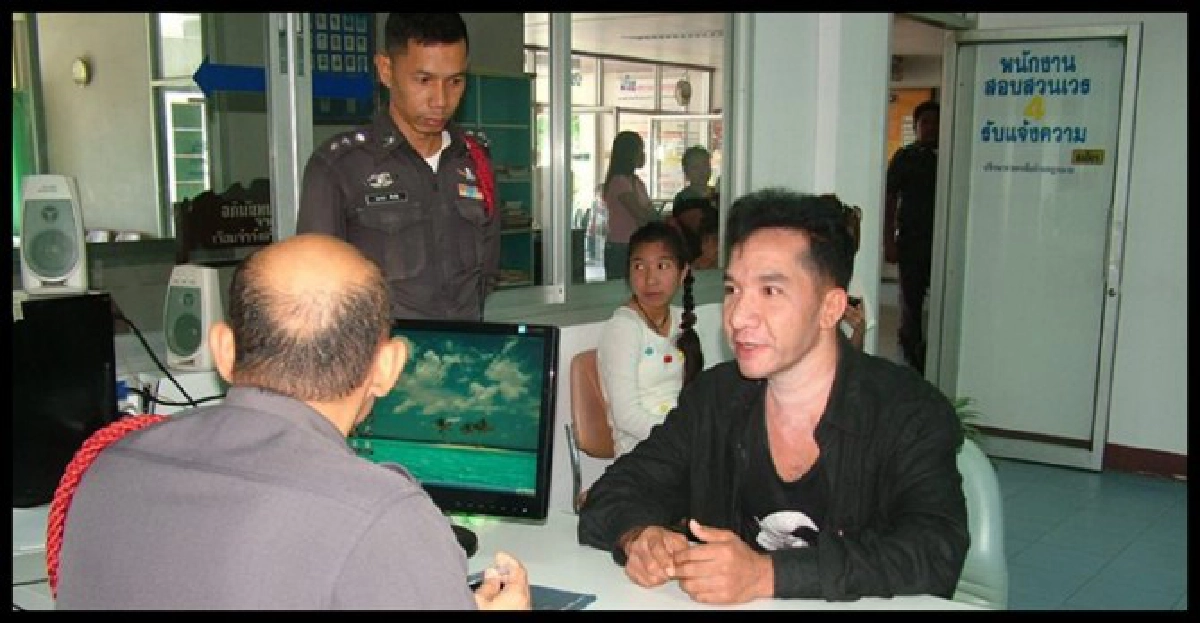 'โชเล่ย์'จี้จับมือฆ่า'น้องชาย'อีกคน 'โชเล่ย์'จี้จับมือฆ่า'น้องชาย'อีกคน