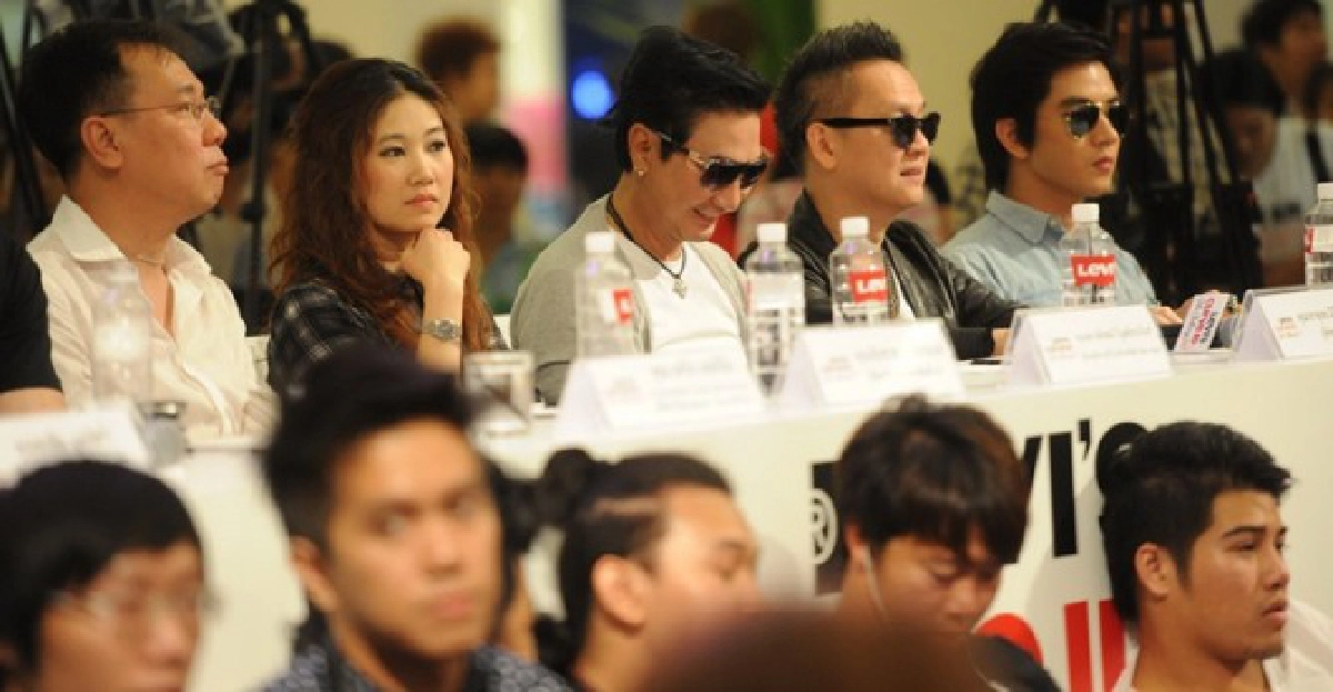 สาวฟิตเป๊ะเว่อร์ในทุกเคิร์ฟ สาวฟิตเป๊ะเว่อร์ในทุกเคิร์ฟ