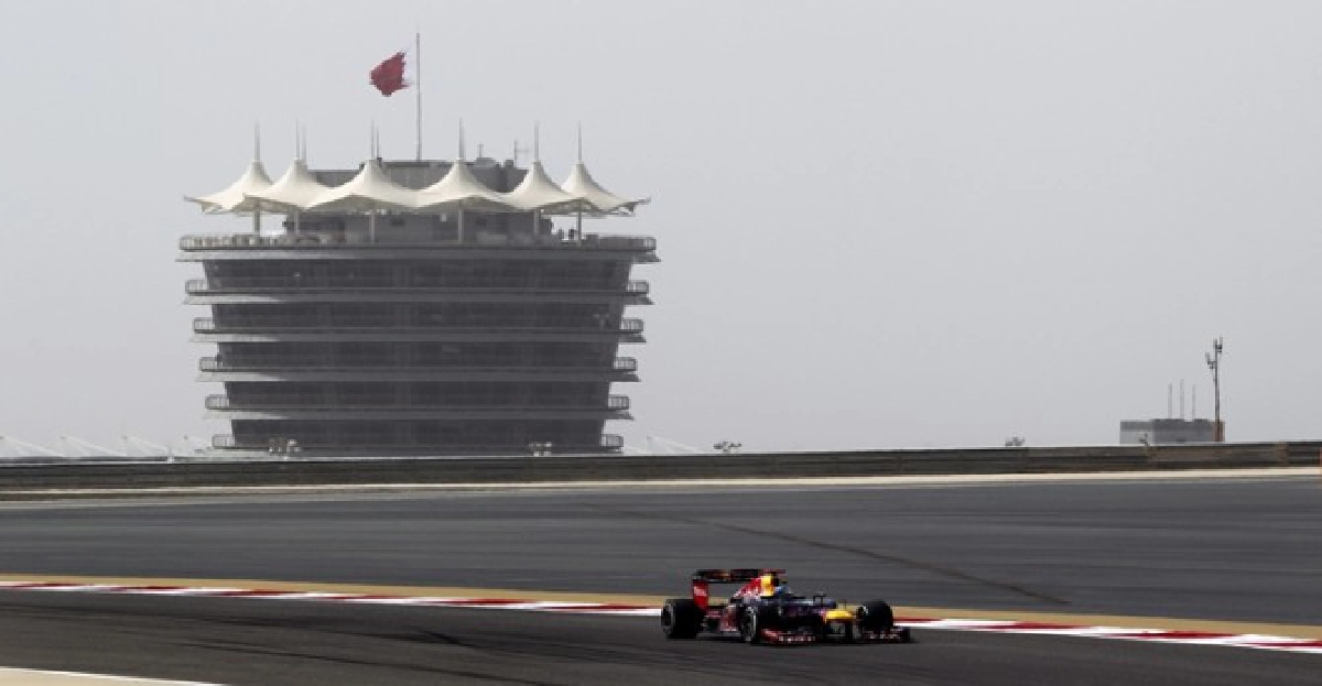 ยิงแก๊สน้ำตากันผู้ประท้วงป่วนF1บาห์เรน ยิงแก๊สน้ำตากันผู้ประท้วงป่วนF1บาห์เรน
