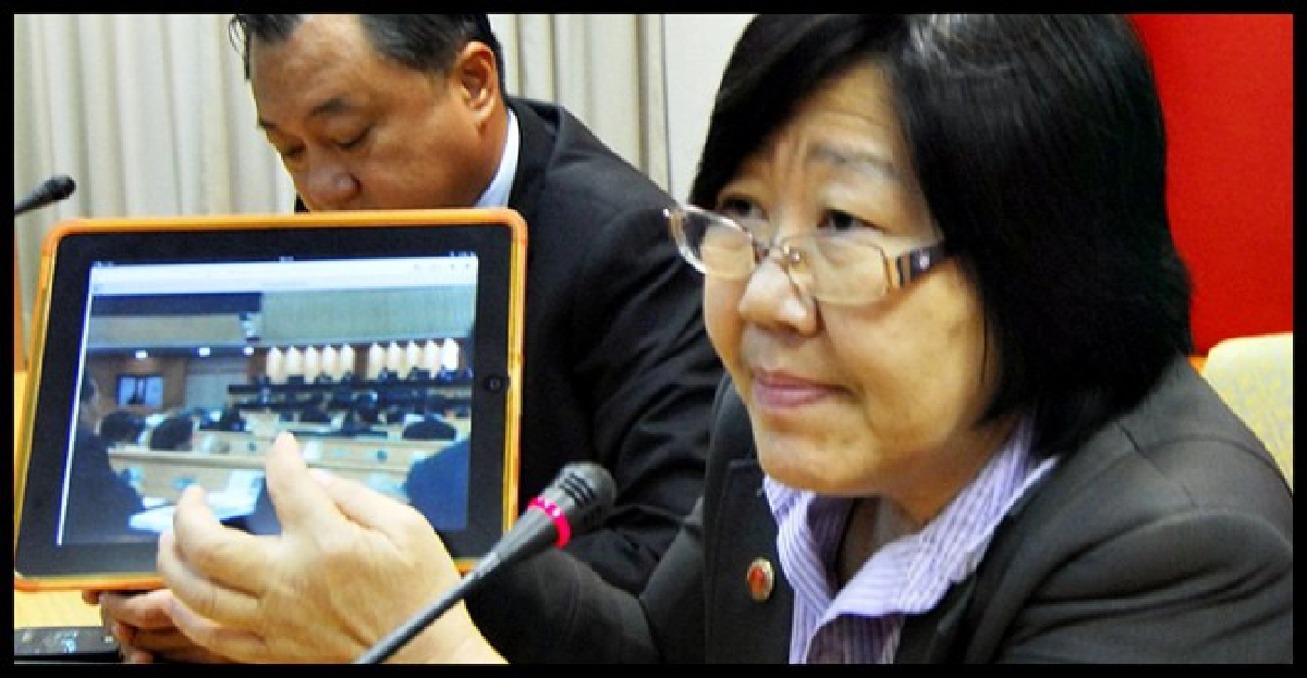 'รสนา'งัดภาพแฉสส.กดบัตรแทนกัน 'รสนา'งัดภาพแฉสส.กดบัตรแทนกัน