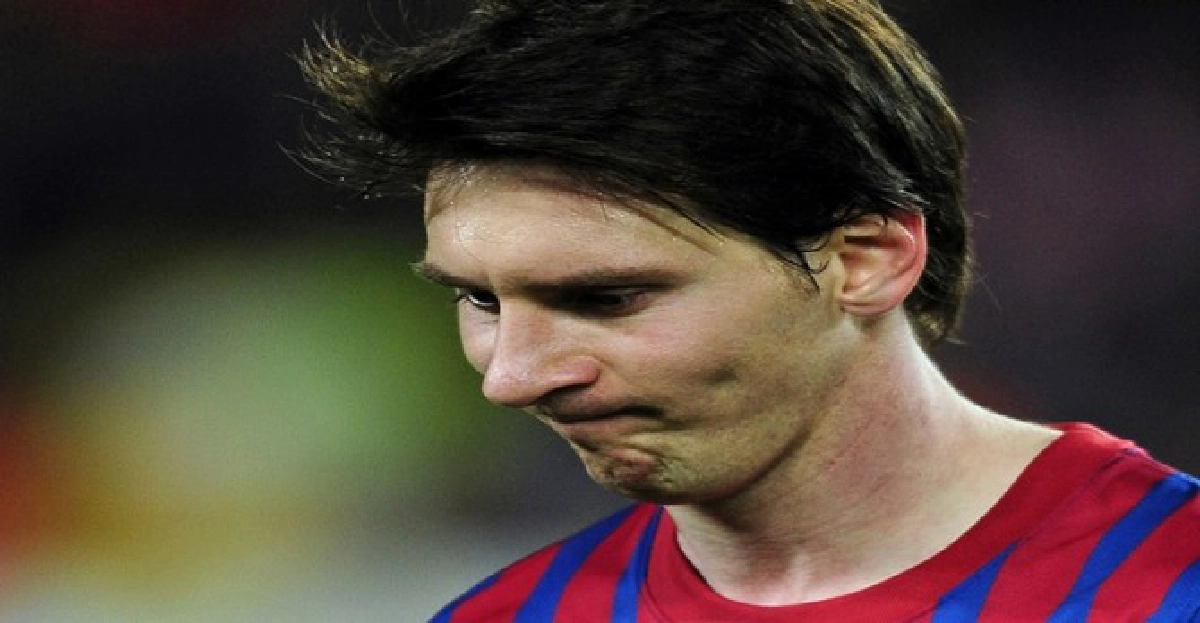 10สิงห์บลูไล่เสมอบาร์ซ่า2-2ชิงชปล. 10สิงห์บลูไล่เสมอบาร์ซ่า2-2ชิงชปล.