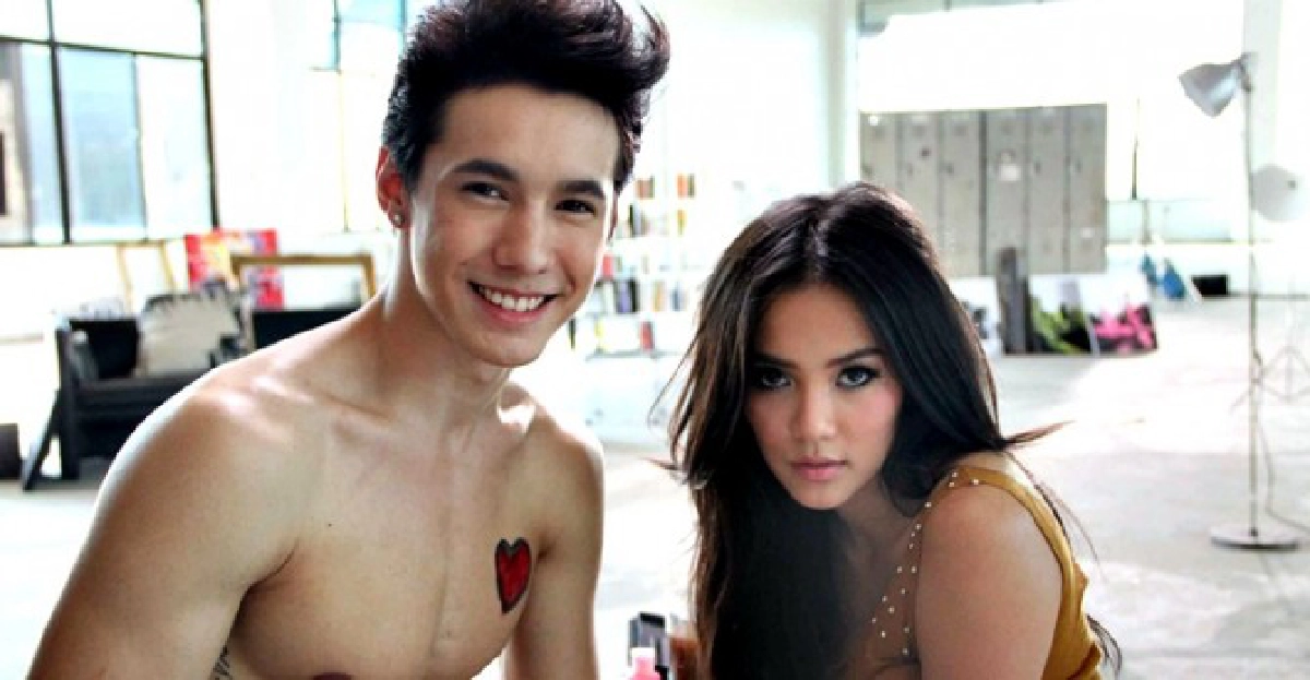 'เกิร์ลลี่ เบอร์รี่'ชวนคนขี้เหงาร่วม'ฟีเจอริ่ง'