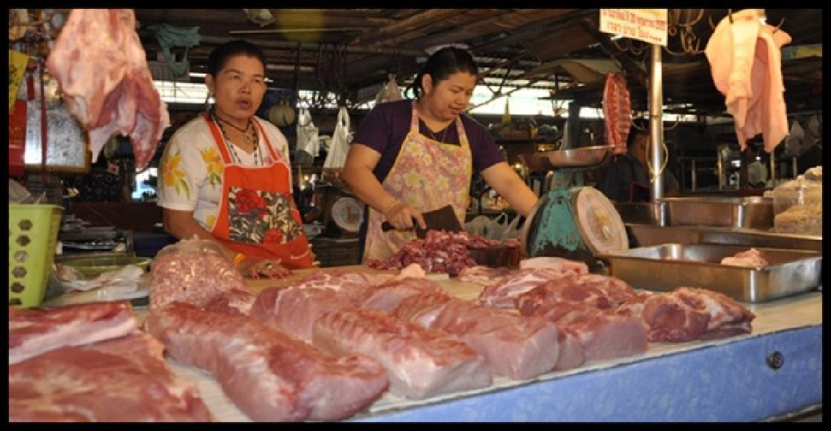 แผงหมูลั่น!หมูแพงไม่ได้คิดไปเอง แผงหมูลั่น!หมูแพงไม่ได้คิดไปเอง