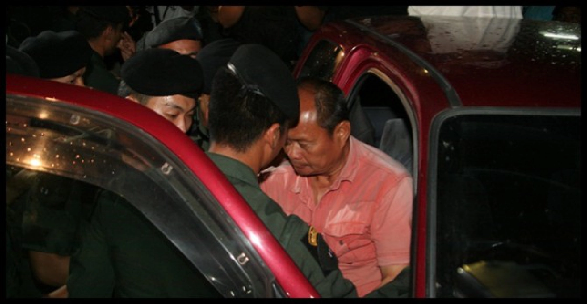 'วรชัย'ซัด'การุณ'ทำตัวอยู่เหนือกม.
'วรชัย'ซัด'การุณ'ทำตัวอยู่เหนือกม.