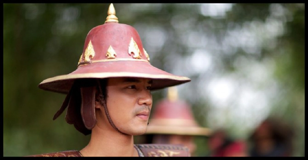 คอลัมน์ ทีวีสีรุ้ง : เลือกข้าง 