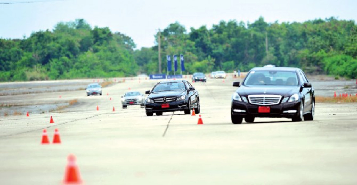 'ขับปลอดภัย'มุมที่ถูกลืมของรถใหม่ 'ขับปลอดภัย'มุมที่ถูกลืมของรถใหม่