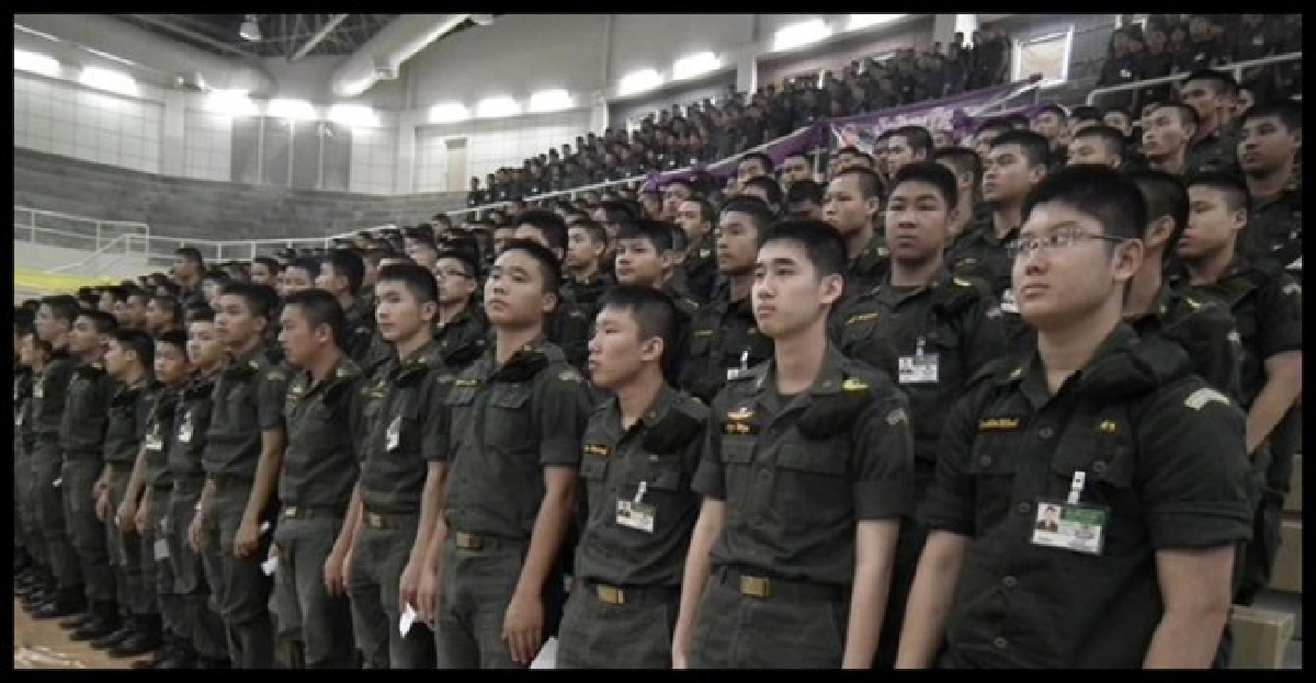 ทบ.ปรับเกณฑ์'เรียนร.ด.'ต้อง17ปีขึ้น ทบ.ปรับเกณฑ์'เรียนร.ด.'ต้อง17ปีขึ้น