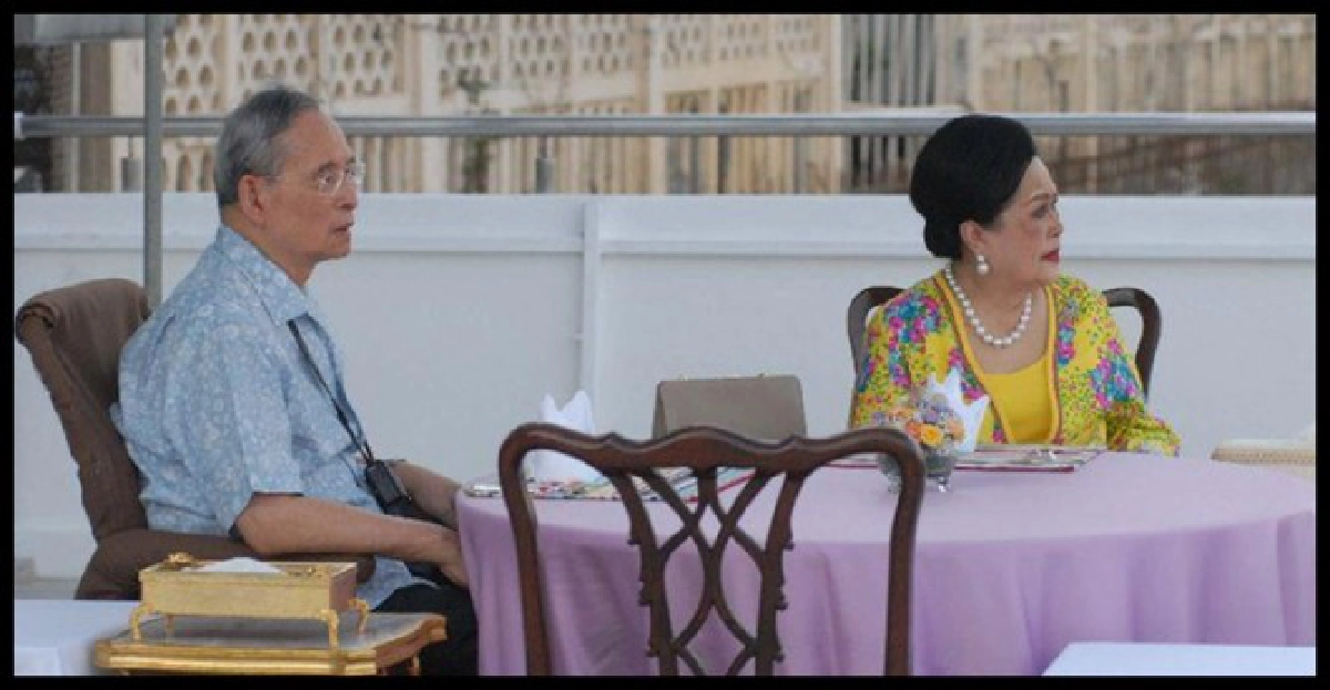 'ในหลวง-ราชินี'ทอดพระเนตรแม่น้ำเจ้าพระยา 'ในหลวง-ราชินี'ทอดพระเนตรแม่น้ำเจ้าพระยา