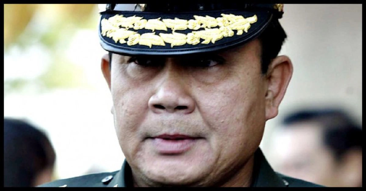 'ประยุทธ์'ปัดรบ.จัดงบเอาใจกองทัพ 'ประยุทธ์'ปัดรบ.จัดงบเอาใจกองทัพ