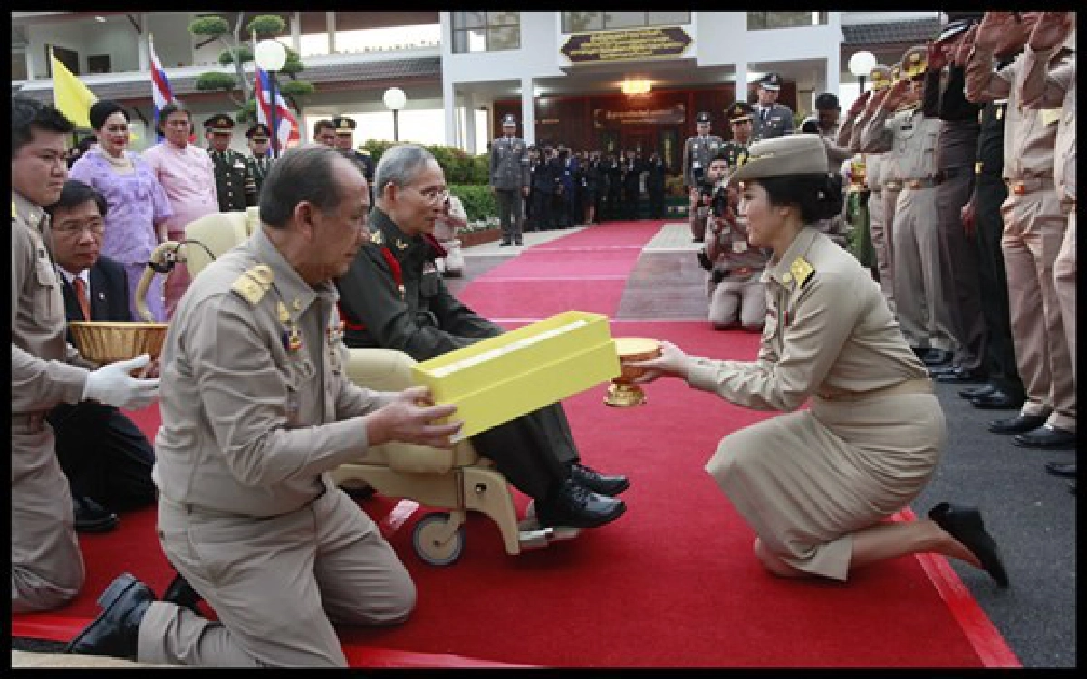 ประมวลภาพ'ในหลวง'เสด็จฯทุ่งมะขามหย่อง ประมวลภาพ'ในหลวง'เสด็จฯทุ่งมะขามหย่อง