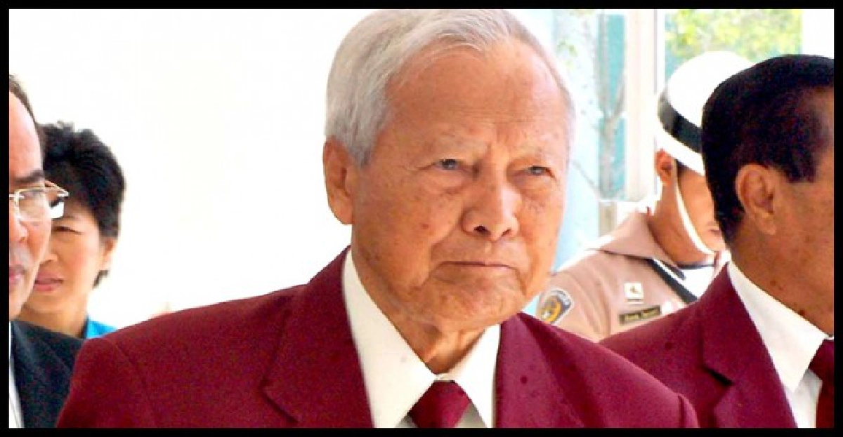 'ป๋าเปรม'ขอปชช.ยึดคำสอนพระพุทธเจ้า 'ป๋าเปรม'ขอปชช.ยึดคำสอนพระพุทธเจ้า