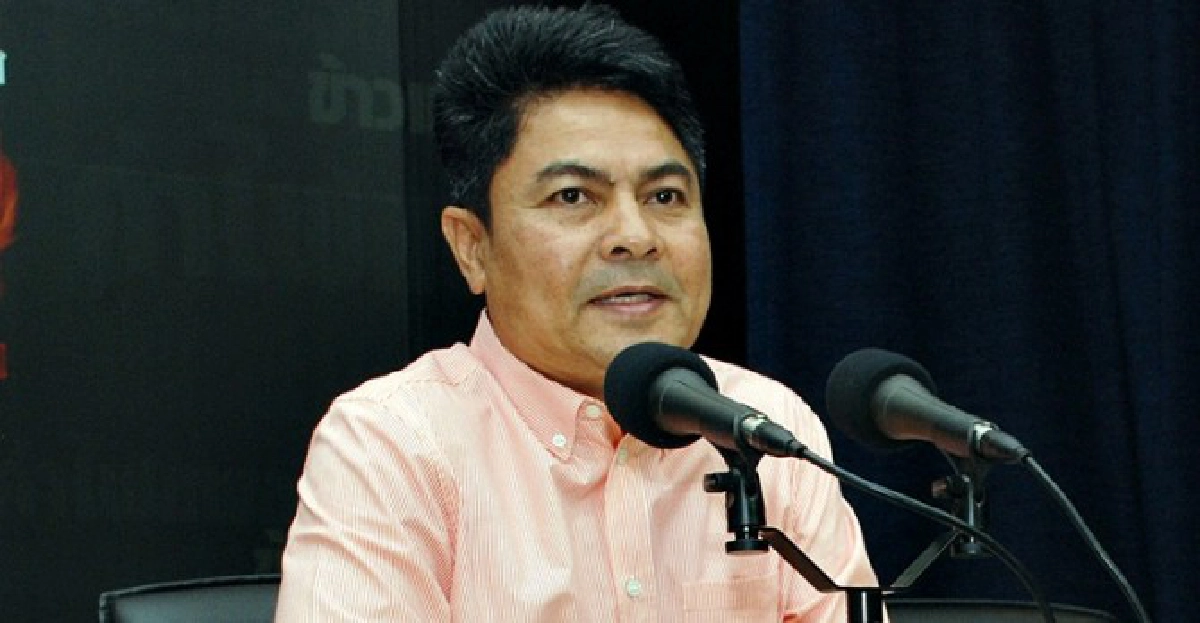 'เทพไท'อัด'ม็อบแดง'จ่อล้อมสภาฯ 'เทพไท'อัด'ม็อบแดง'จ่อล้อมสภาฯ