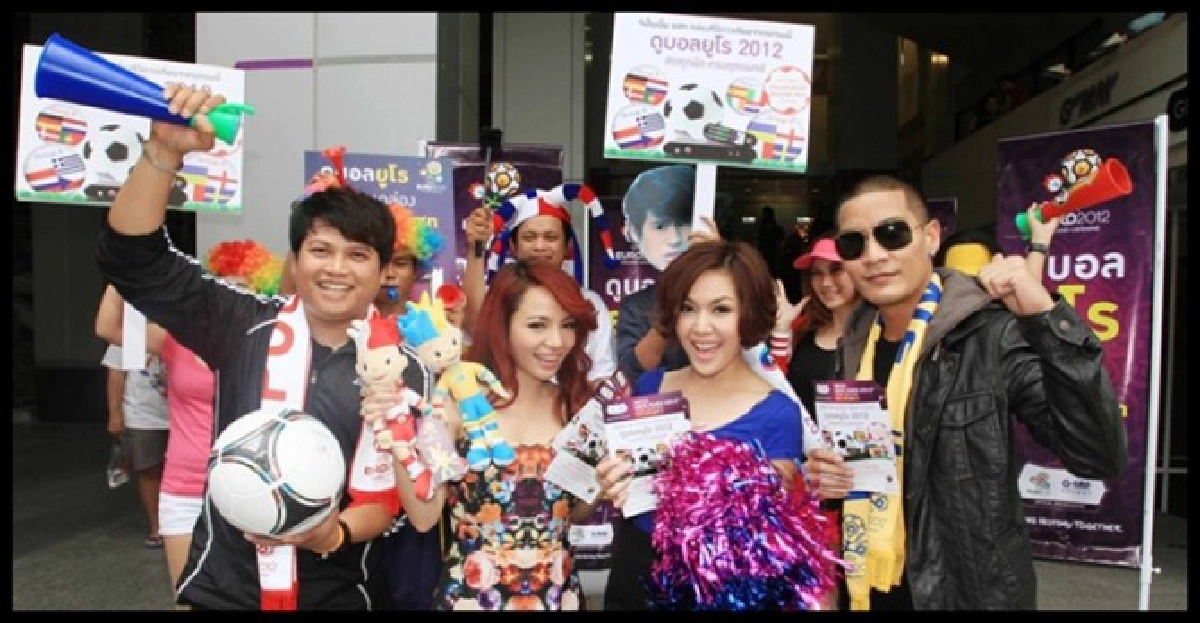 พลิก!แกรมมี่ลั่น'ทรู' ต้อง'จอดำ' พลิก!แกรมมี่ลั่น'ทรู' ต้อง'จอดำ'