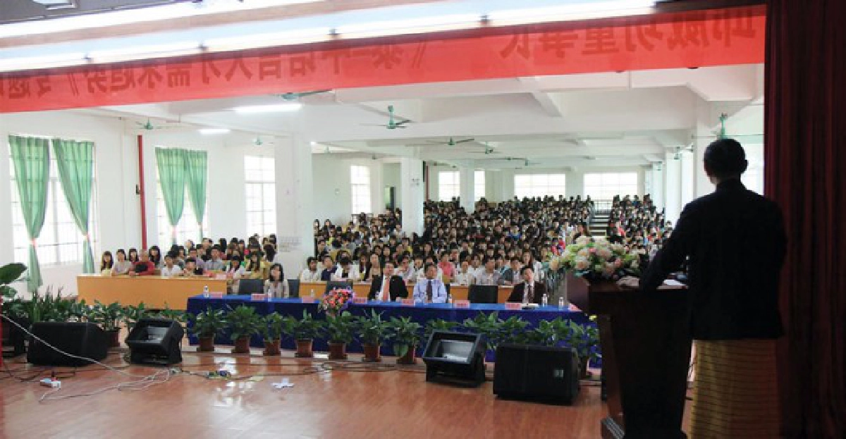 'จีน'รายการ สร้างบ้านแปลงเมือง 'จีน'รายการ สร้างบ้านแปลงเมือง