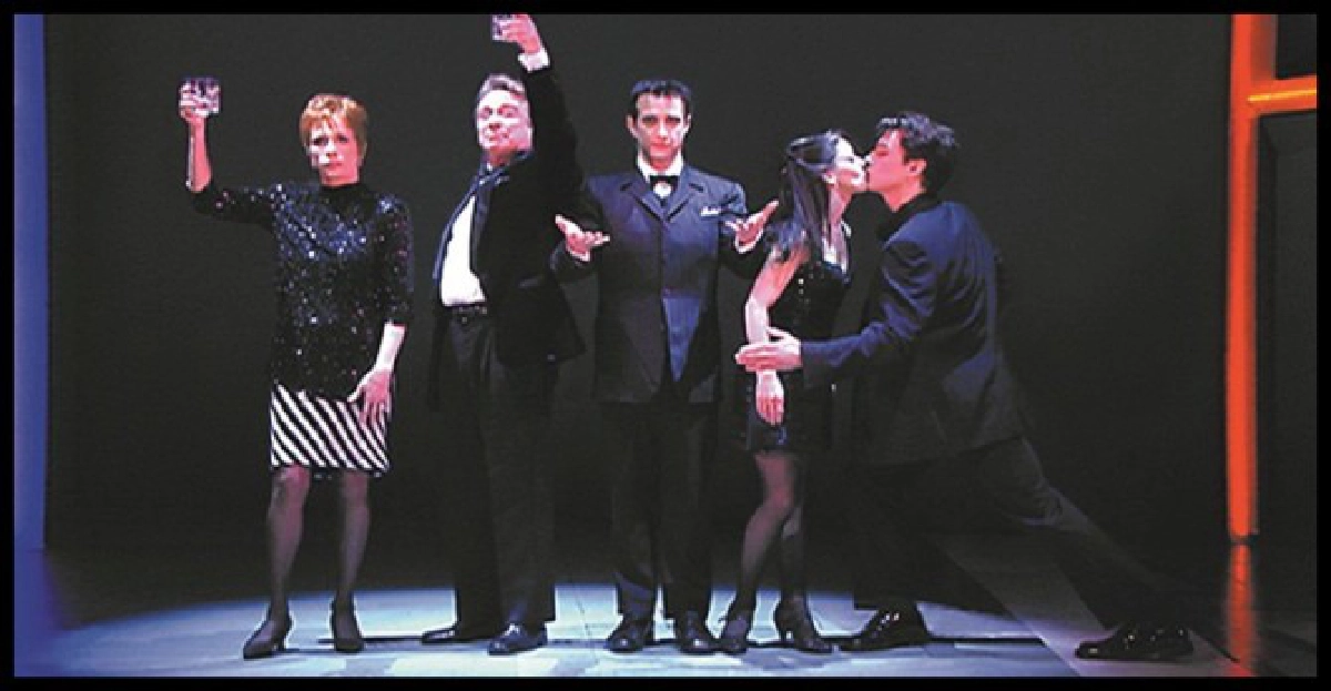 Dr. Jekyll & Ms. Hydeหนังคลาสสิกใน Broadway Week
Dr. Jekyll & Ms. Hydeหนังคลาสสิกใน Broadway Week