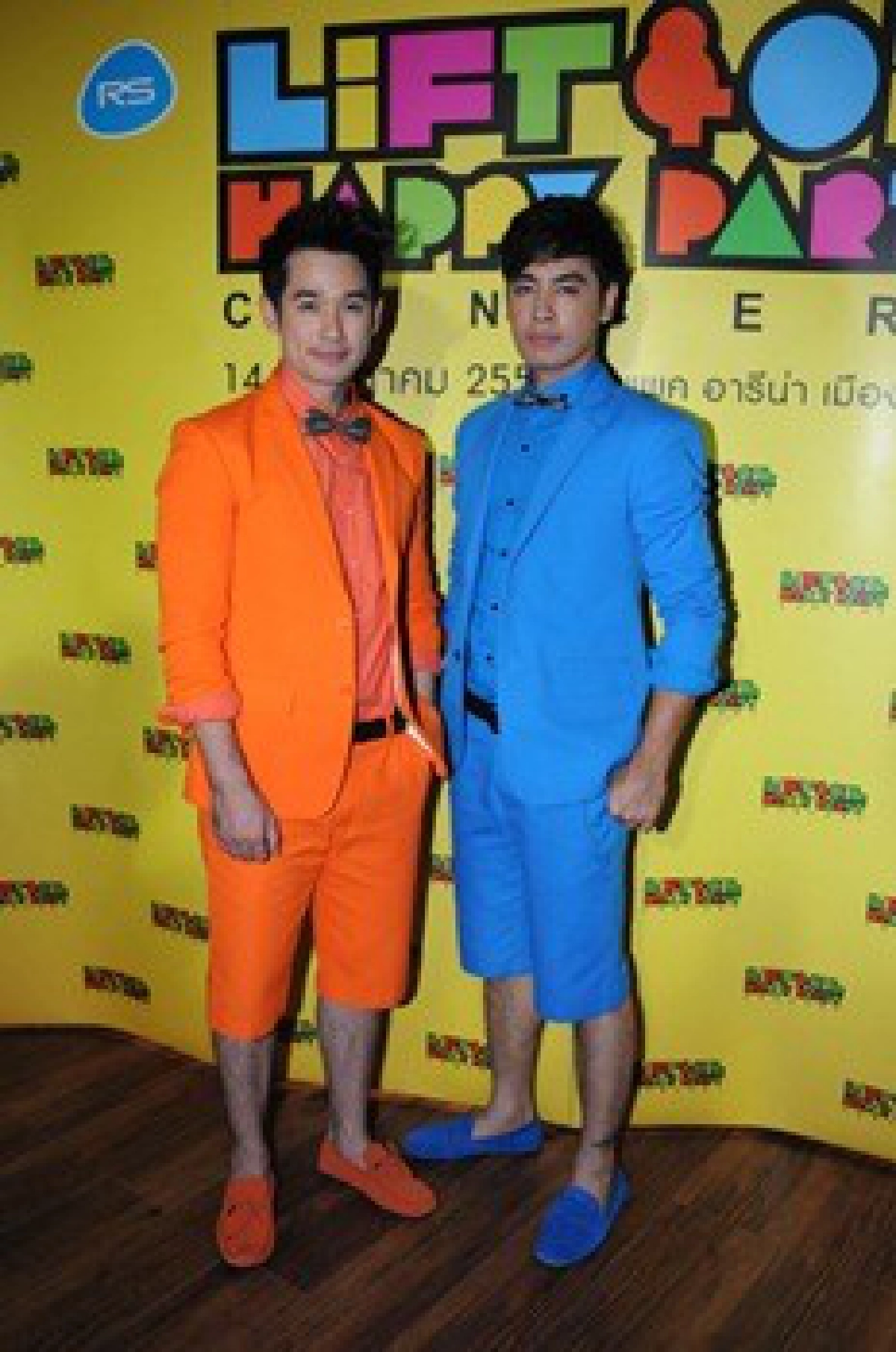 'ลิฟท์-ออย'ขอคืนสังเวียนเดินตาม'แร็พเตอร์' 'ลิฟท์-ออย'ขอคืนสังเวียนเดินตาม'แร็พเตอร์'