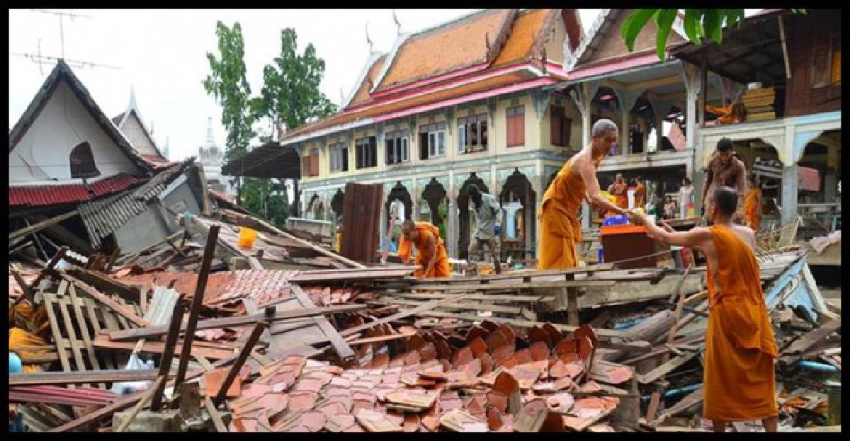วัดกรุงเก่าดีดกุฏิหนีน้ำ'พัง4หลัง' วัดกรุงเก่าดีดกุฏิหนีน้ำ'พัง4หลัง'