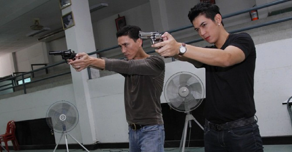 'น้อย-บิ๊ก'เก๋า2วัยโดนใจกีฬายิงปืน 'น้อย-บิ๊ก'เก๋า2วัยโดนใจกีฬายิงปืน