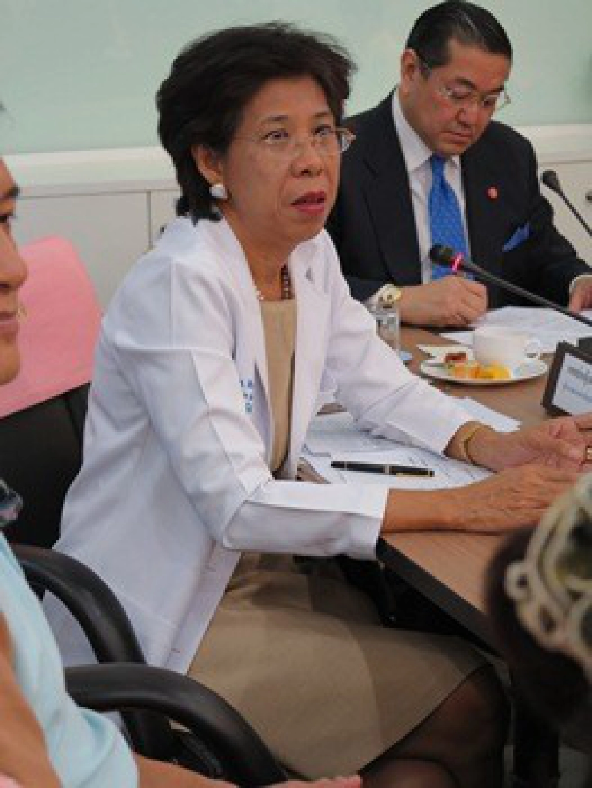 สร้างอาคารใหม่ให้อนาคตของชาติ สร้างอาคารใหม่ให้อนาคตของชาติ
