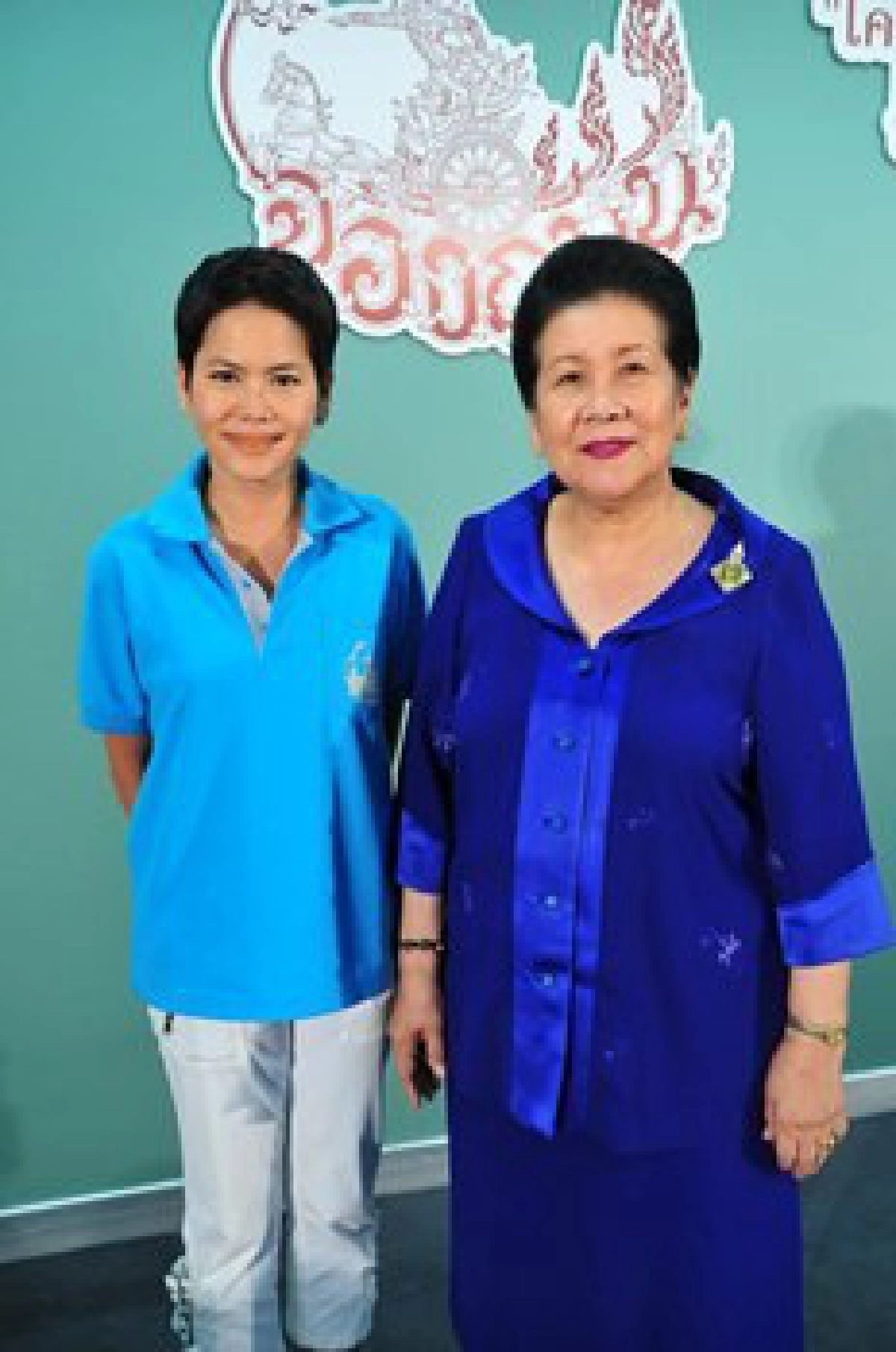 คัดตัวขึ้นโขน 'จองถนน' คัดตัวขึ้นโขน 'จองถนน'