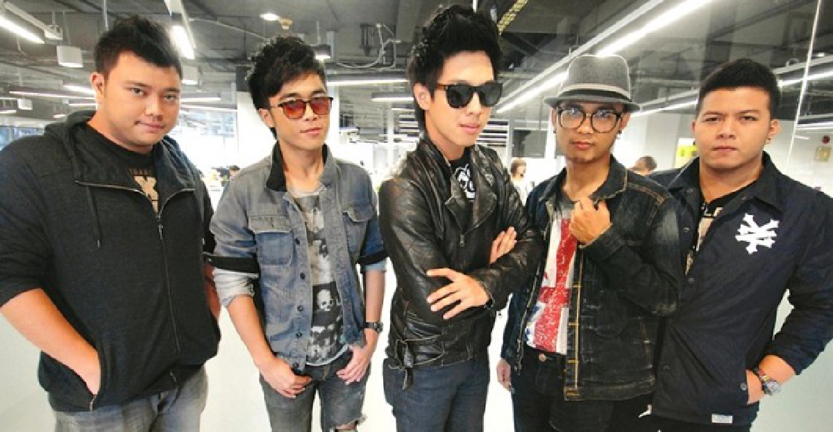 'เล้าโลม'ชวนฟังอัลบั้ม'เทิร์น ออน' 'เล้าโลม'ชวนฟังอัลบั้ม'เทิร์น ออน'