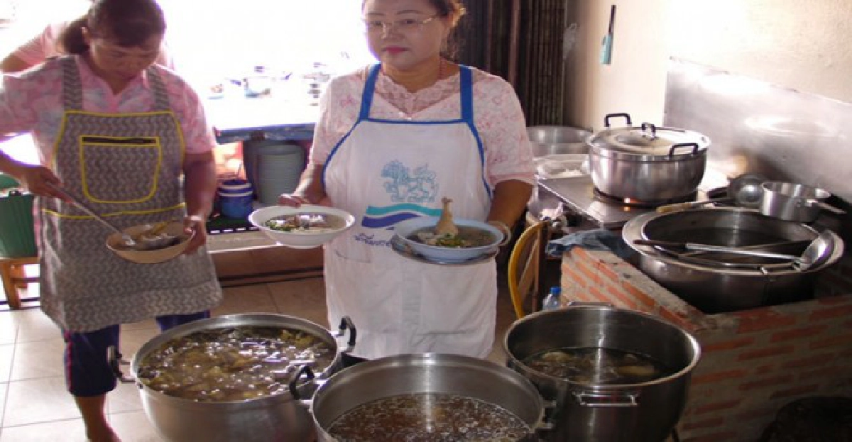 กวยจั๊บสุรินทร์
กวยจั๊บสุรินทร์