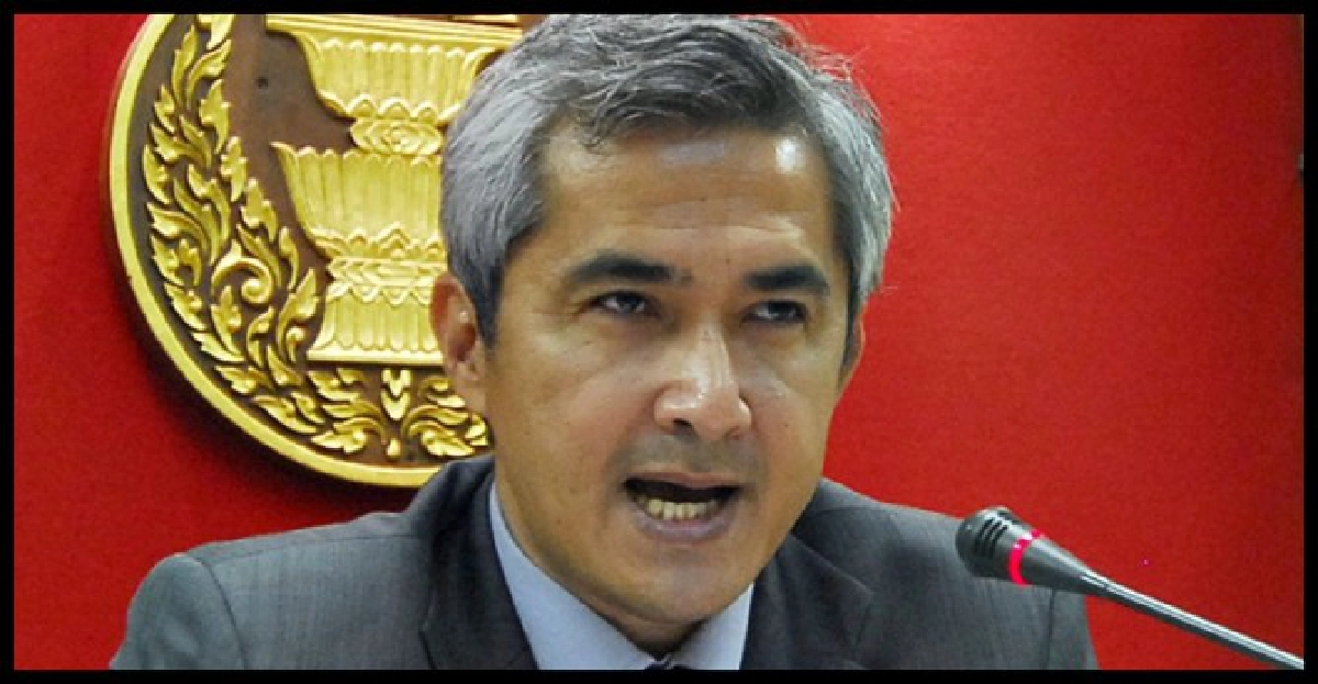 'ก่อแก้ว'ยันมวลชลแดงไม่กดดันศาล 'ก่อแก้ว'ยันมวลชลแดงไม่กดดันศาล