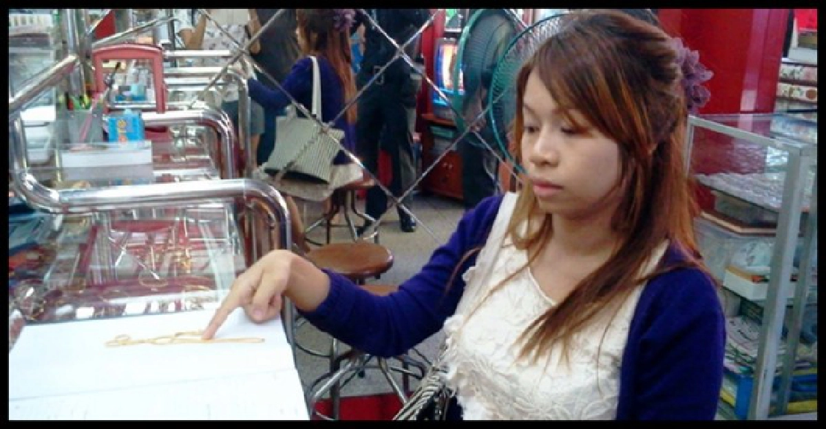 ฉุน!เรียกป้าแจ้งจับสาวฉกทองดำเนินคดี