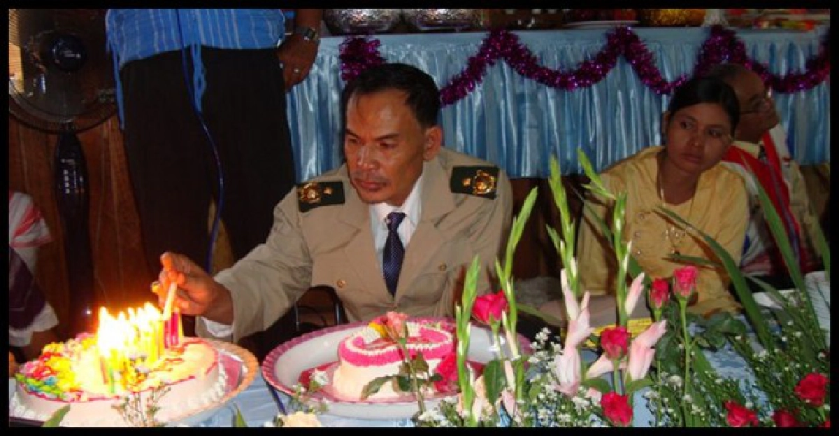 ทหารพม่าอวยพรวันเกิด'นะเคามวย'
