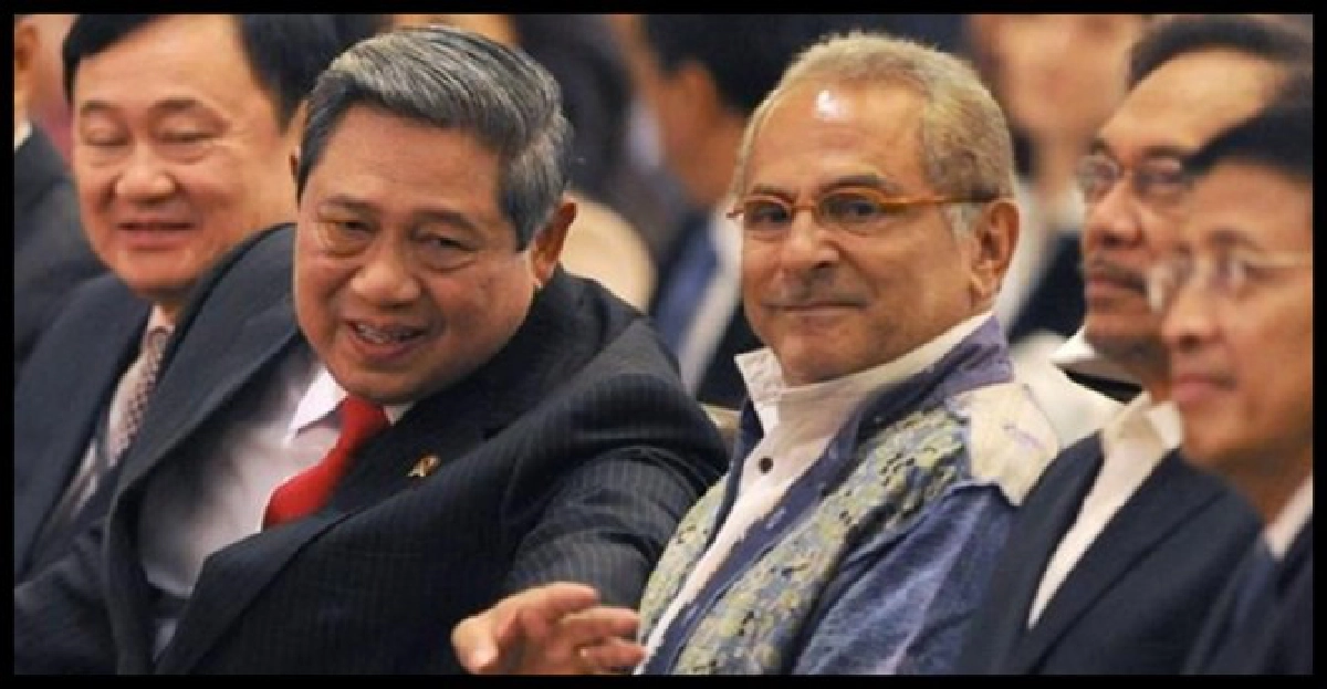 โชว์รูป'ทักษิณ'จ้อปรองดองที่อินโดฯ