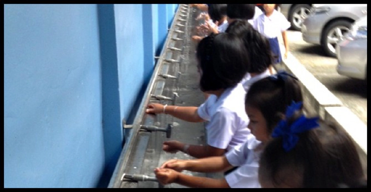 กทม.สั่งวอร์รูมเฝ้าระวัง'มือเท้าปาก' กทม.สั่งวอร์รูมเฝ้าระวัง'มือเท้าปาก'