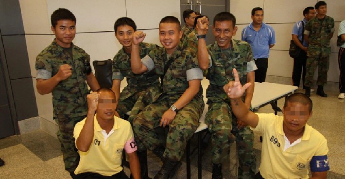 พ่อแม่อาสาพาปลอดยาเสพติด พ่อแม่อาสาพาปลอดยาเสพติด