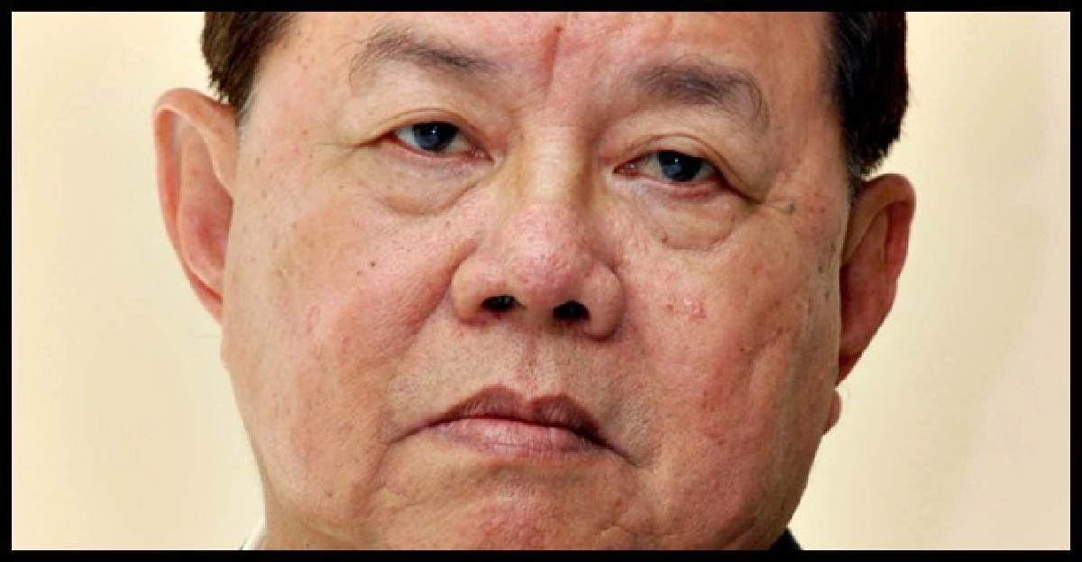 'ยุทธศักดิ์'ไม่หวั่นติดโผถูกปรับพ้นครม. 'ยุทธศักดิ์'ไม่หวั่นติดโผถูกปรับพ้นครม.