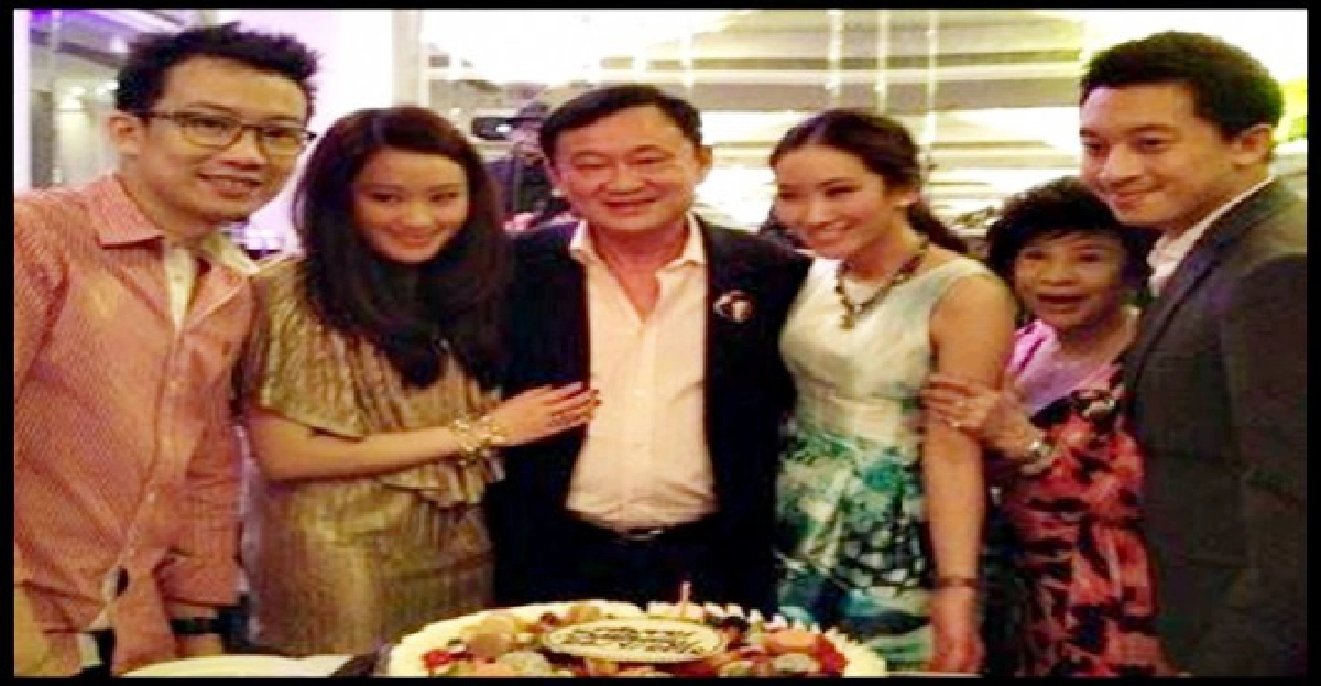 'โอ๊ค'โพสต์รูป'แม้ว'ฉลองวันเกิด 'โอ๊ค'โพสต์รูป'แม้ว'ฉลองวันเกิด