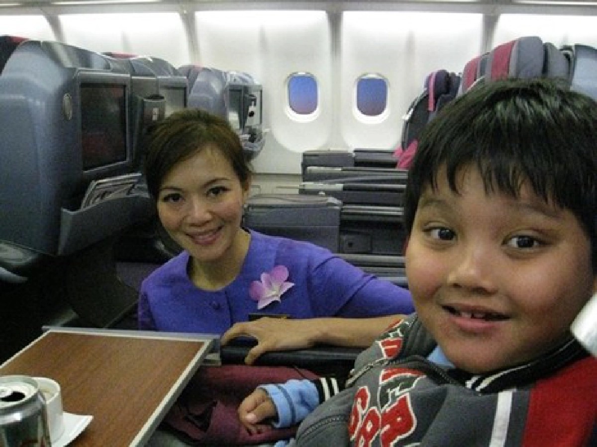 ลับคมภาคบริการสตรีไทยใน'เออีซี' ลับคมภาคบริการสตรีไทยใน'เออีซี'